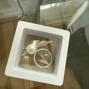 Elegant pearl Silver Ring